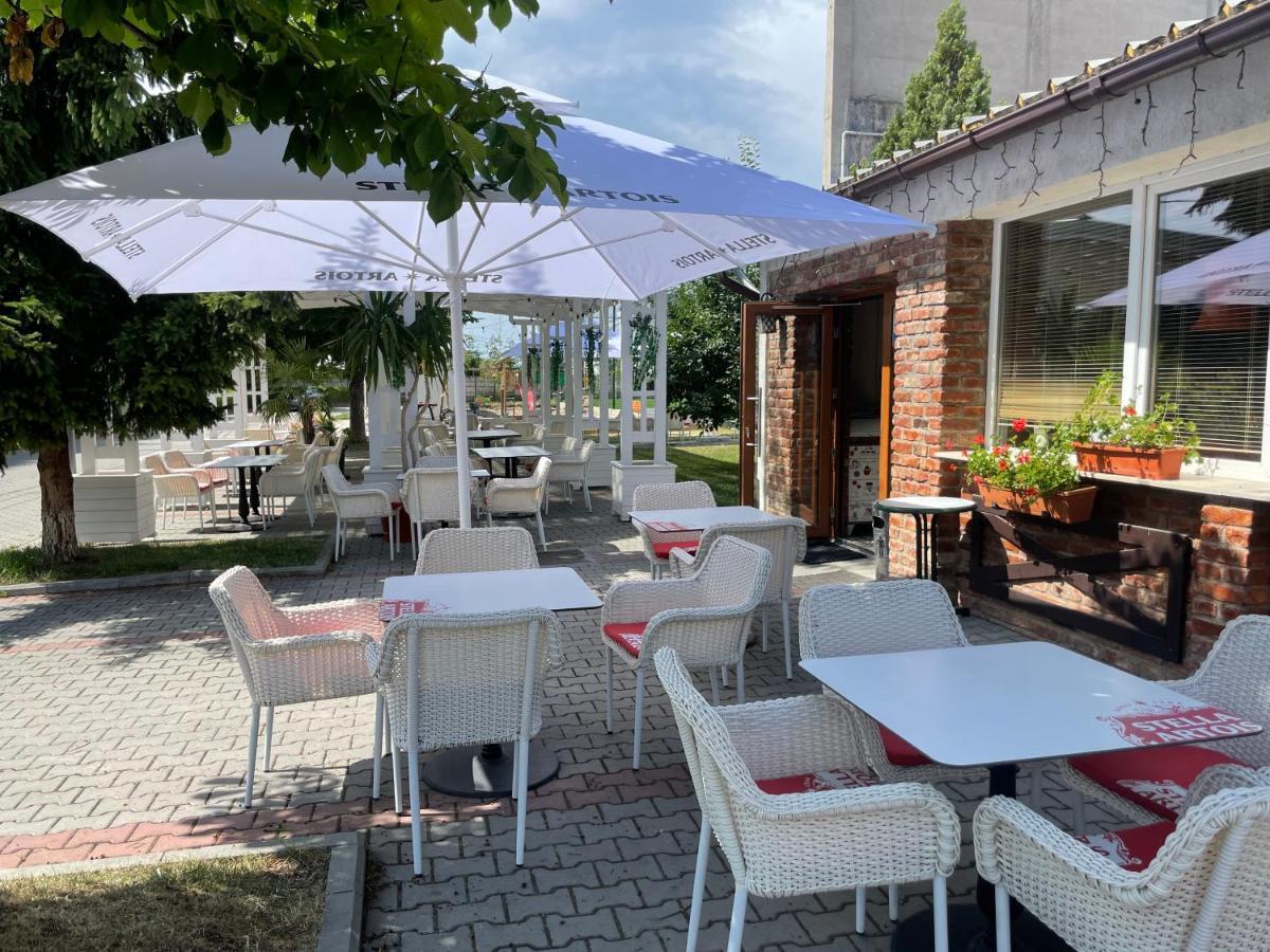Nueva Park Hotel Brasov Exterior photo