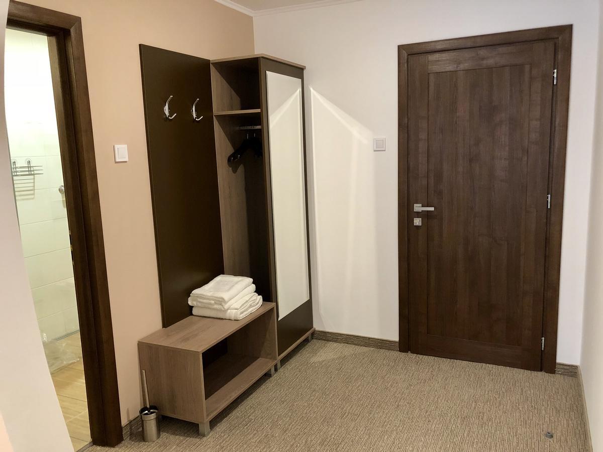 Nueva Park Hotel Brasov Exterior photo