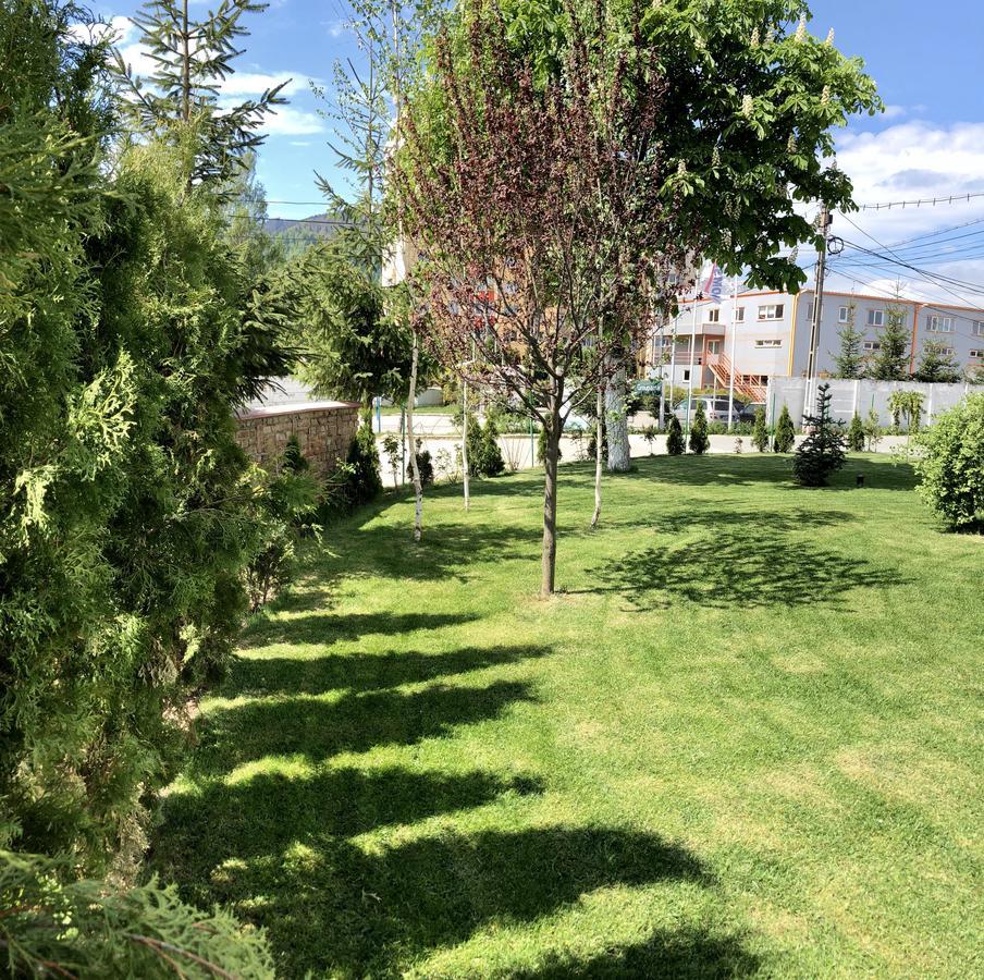 Nueva Park Hotel Brasov Exterior photo