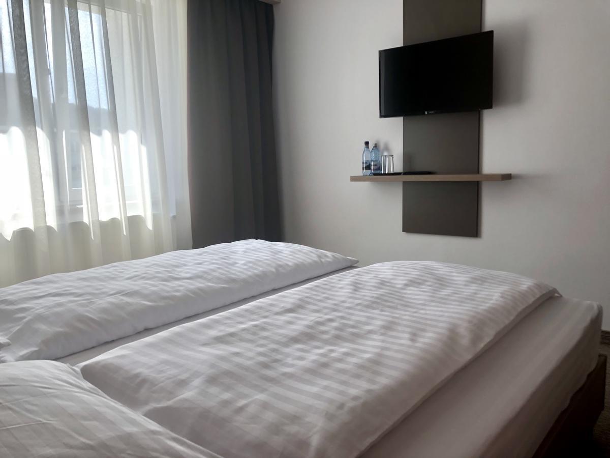 Nueva Park Hotel Brasov Exterior photo
